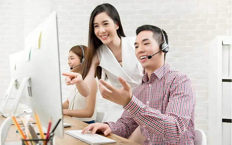 Peran dan Tugas Customer Service Online